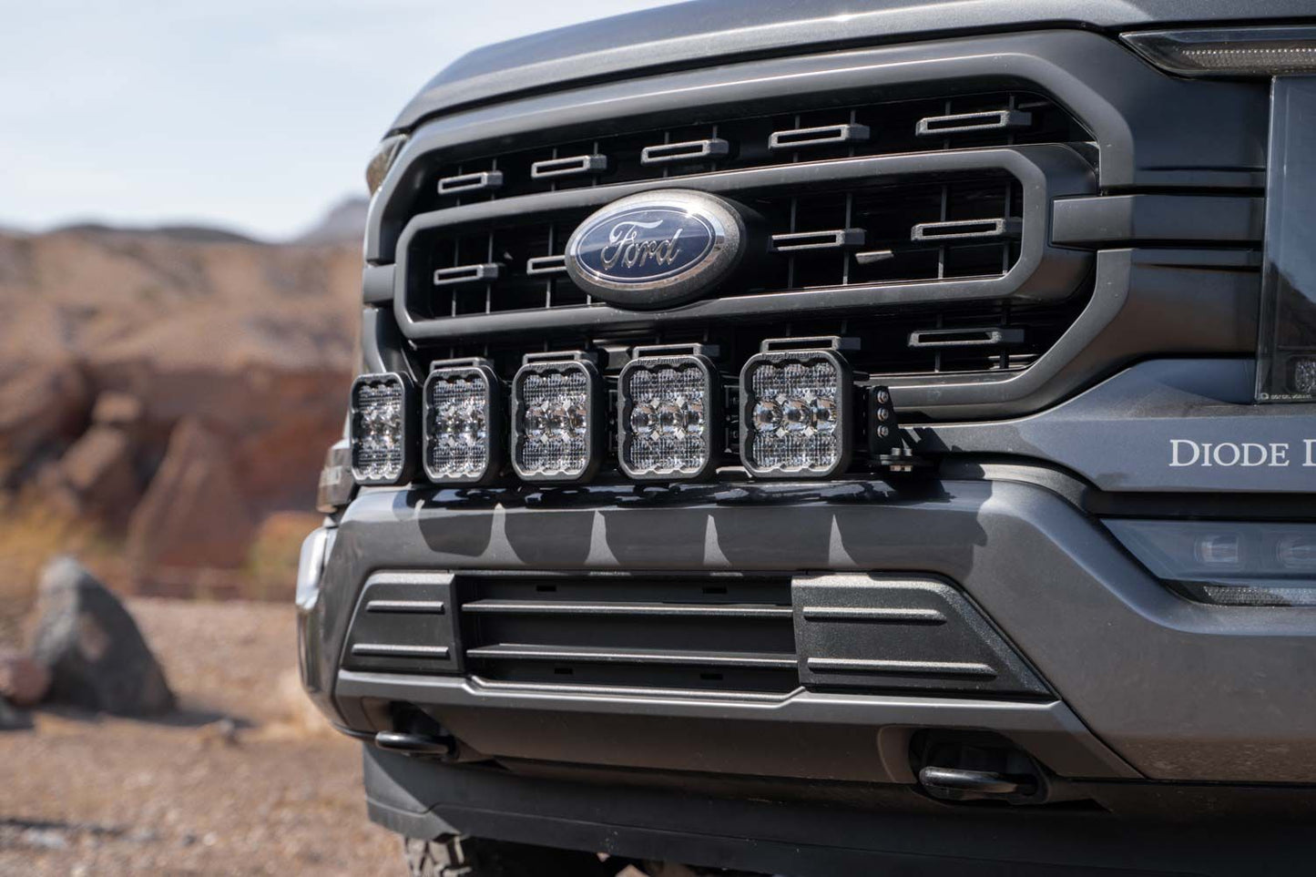 SS5 Grille CrossLink Lightbar Kit for 2021-2023 Ford F-150