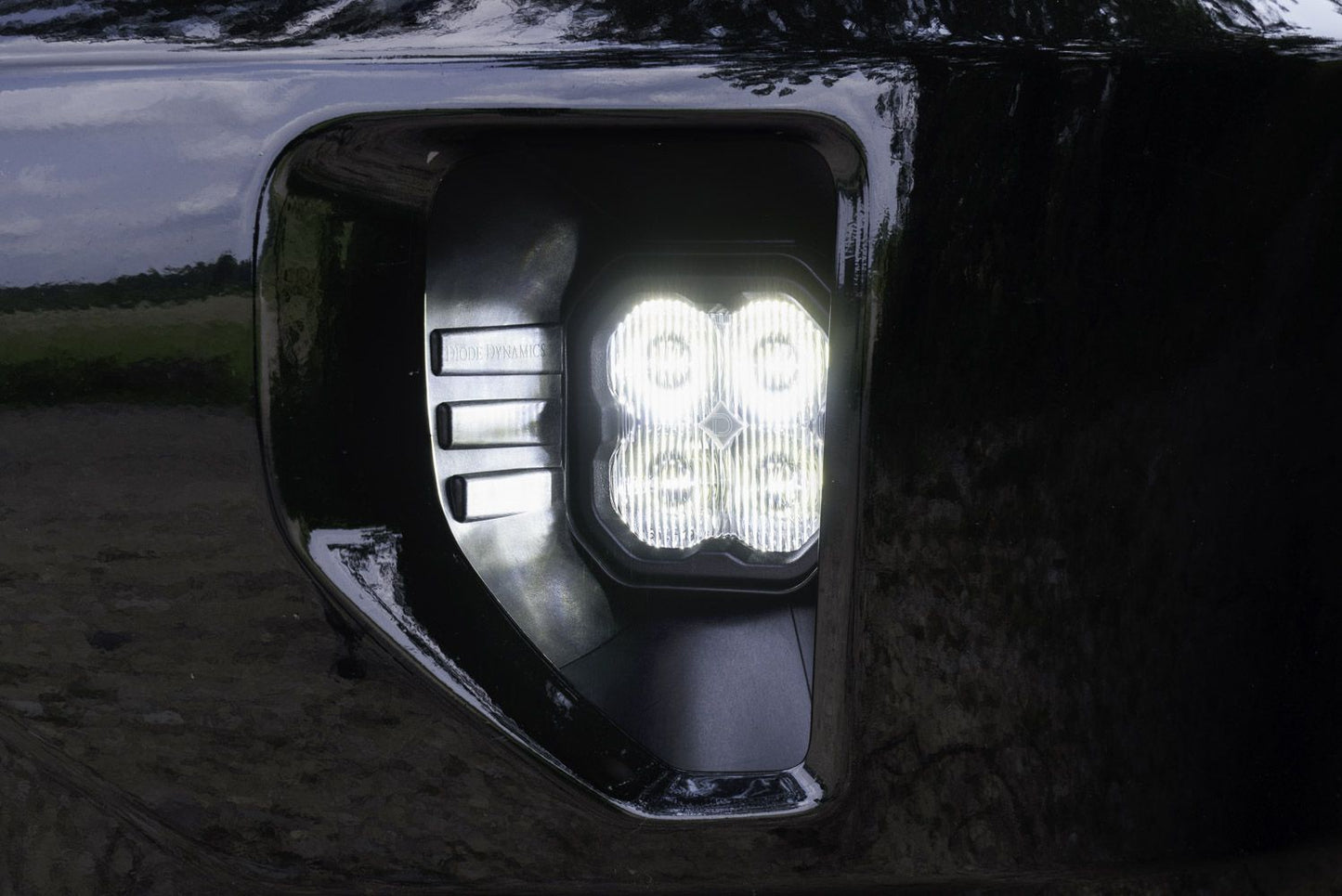 SS3 LED Type SV1 Fog Light Kit (with Amber Backlights) for Silverado 1500/LD