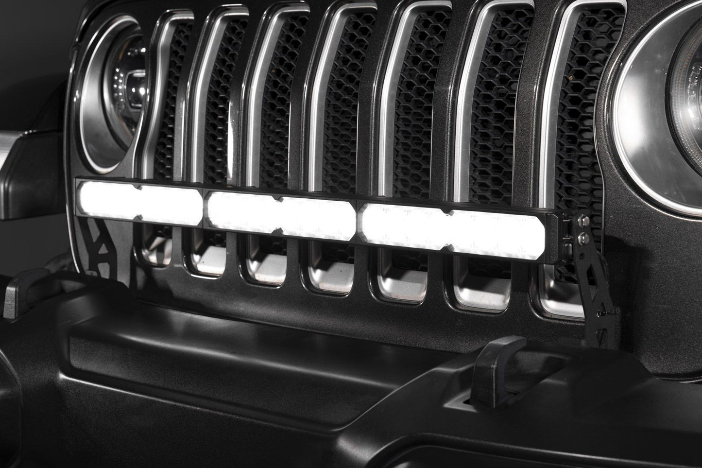 Jeep Wrangler 2018 - 2026 Diode Sport / Pro SS30 Lightbar Kit