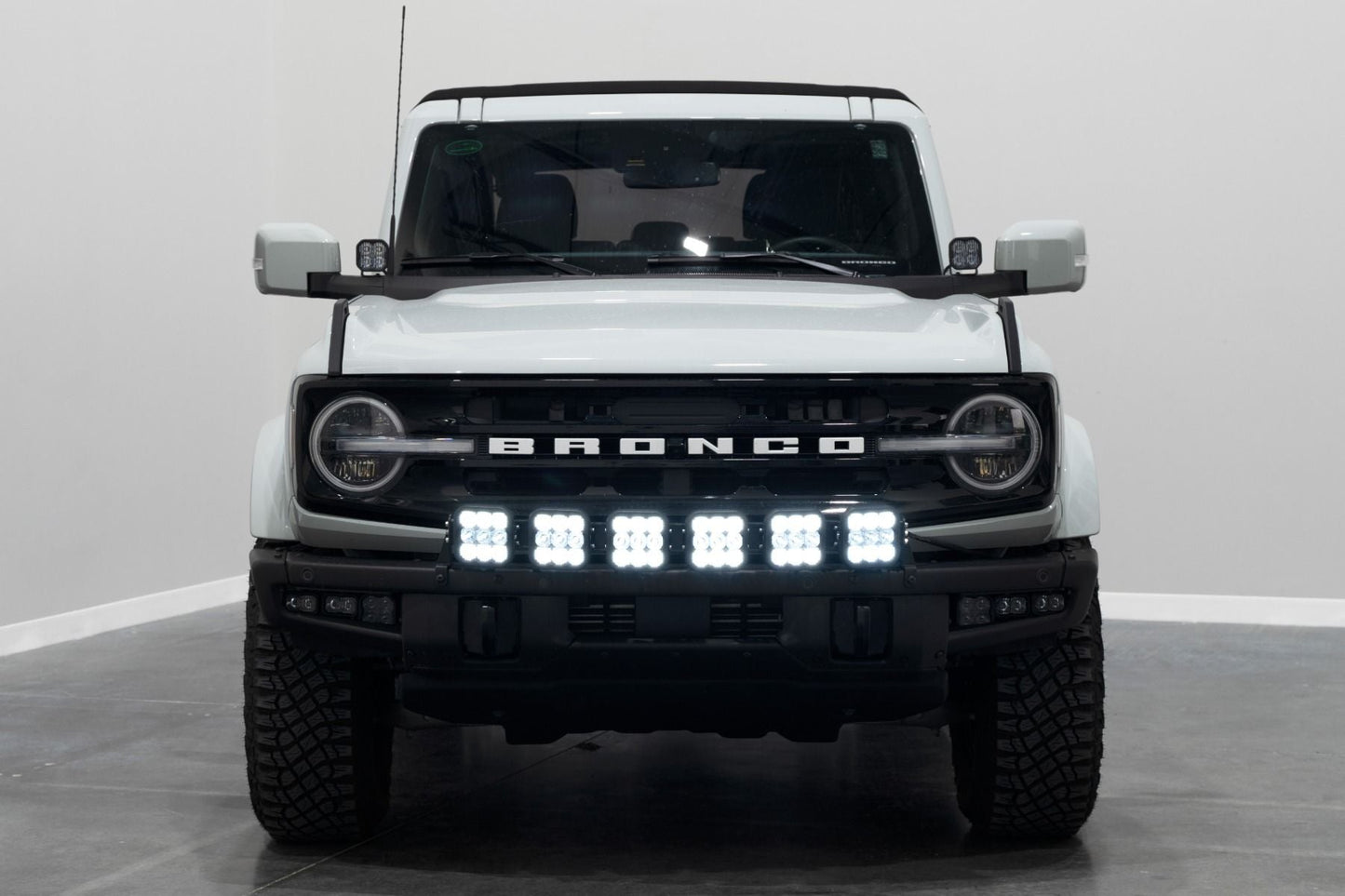Diode Dynamics SS5 Grille CrossLink Lightbar Kit for 2021-2024 Ford Bronco (w/ Steel Bumper)
