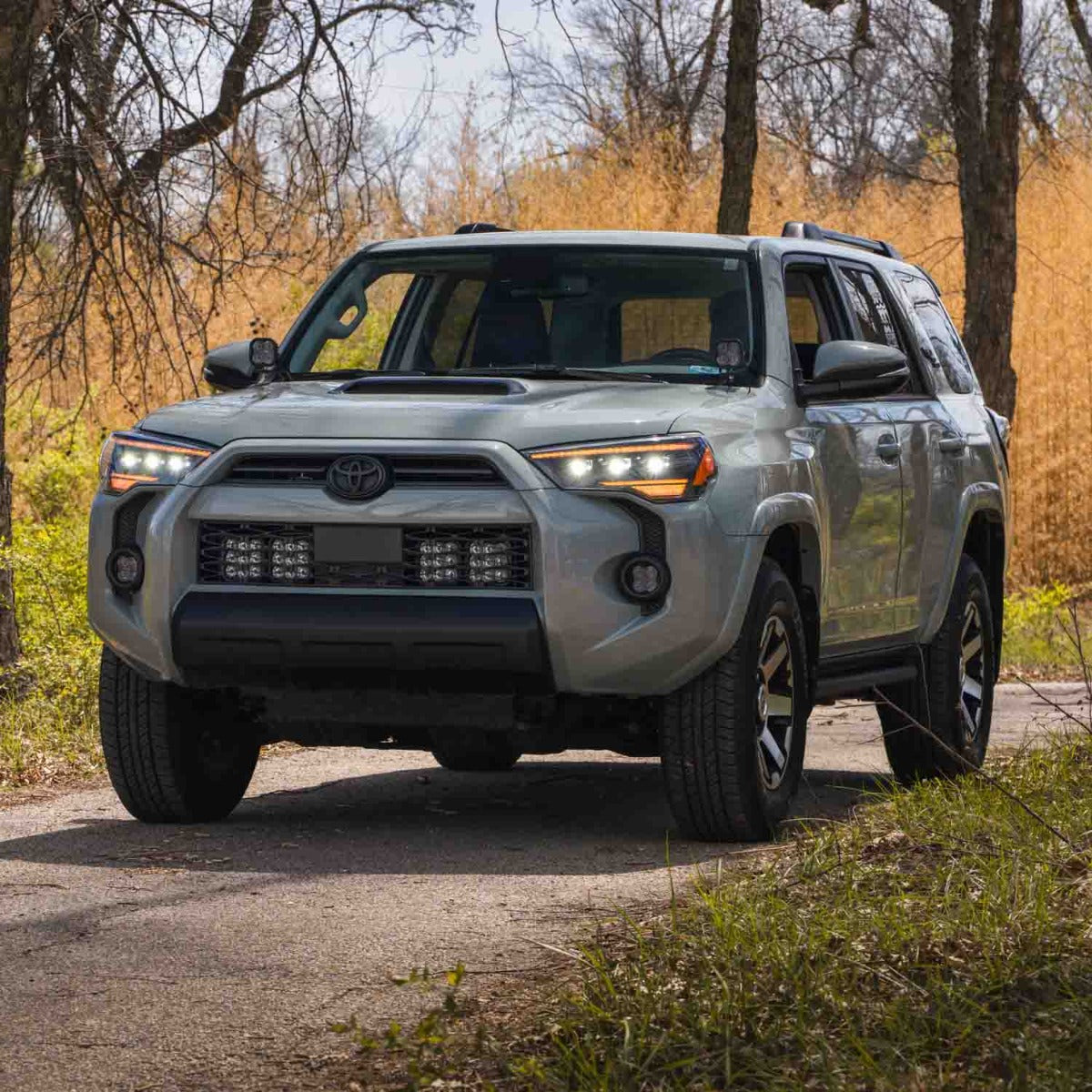 Form Lighting 2014-2024 Toyota 4Runner Sequential LED Projector Headlights (pair) - FL0017
