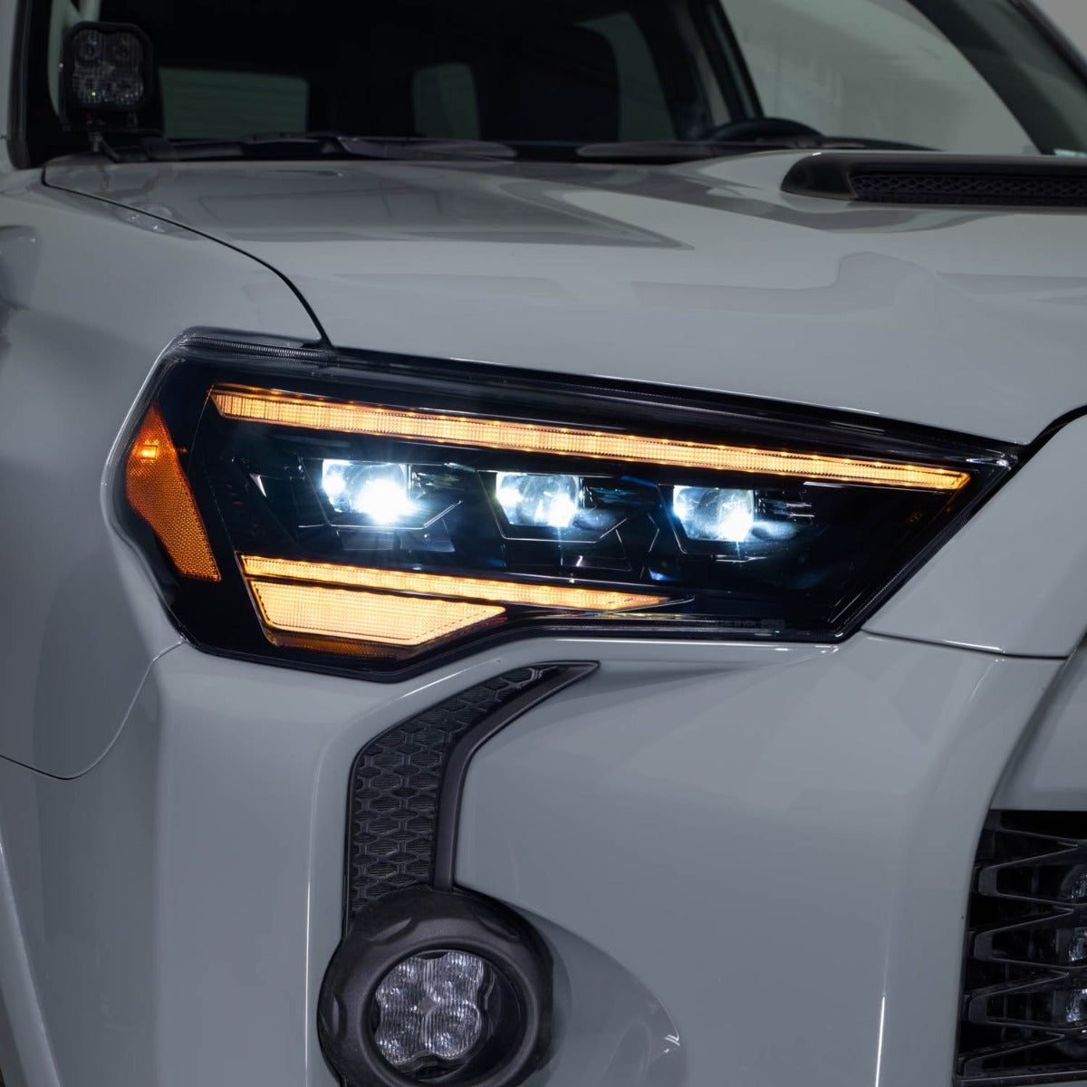 Form Lighting 2014-2024 Toyota 4Runner Sequential LED Projector Headlights (pair) - FL0017